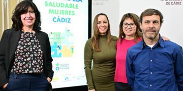 Presentando la iniciativa en el Ayuntamiento / FOTO: Eulogio García