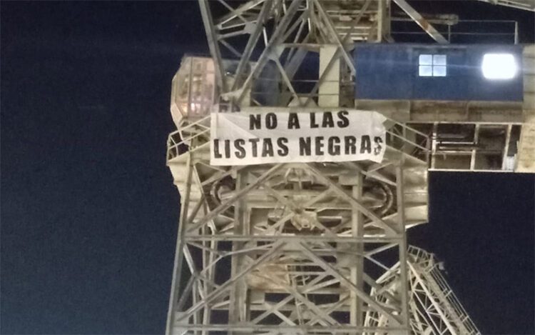 La pancarta colgada en la madrugada del miércoles / FOTO: CTM