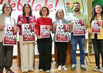 Reunidos en la sede de IU / FOTO: Eulogio García