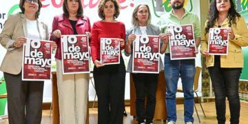 Reunidos en la sede de IU / FOTO: Eulogio García