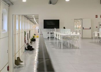 Detalle de las flamantes instalaciones en los depósitos de tabaco / FOTO: Eulogio García