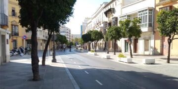 Una de las calles reurbanizadas del centro jerezano / FOTO: DBC