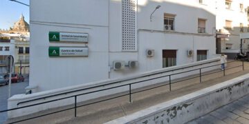 Detalle del acceso al centro de salud Jerez Centro
