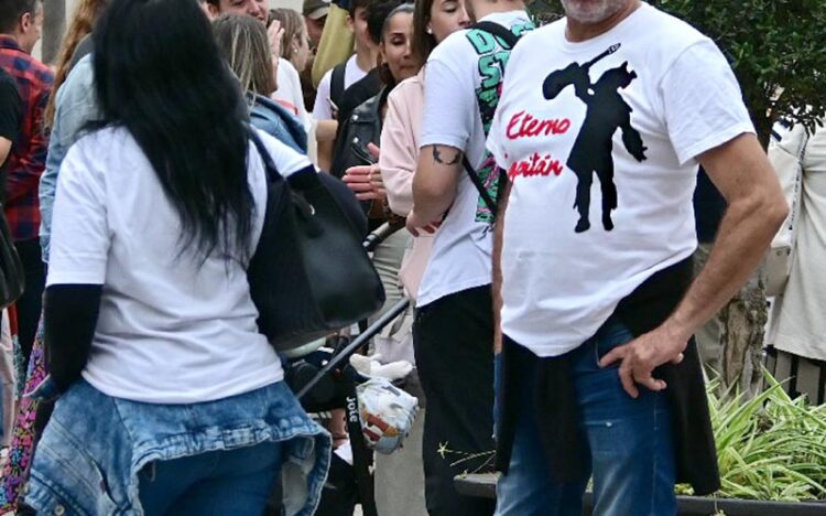 Aficionados en un pasado homenaje a Juan Carlos / FOTO: Eulogio García