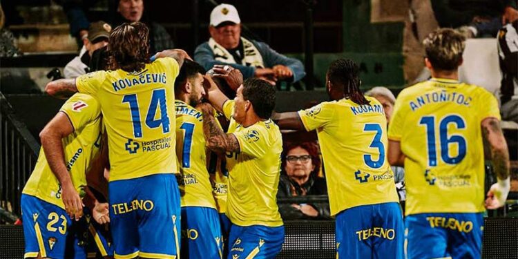 Celebrando el gol del héroe Pelayo / FOTO: Cádiz CF