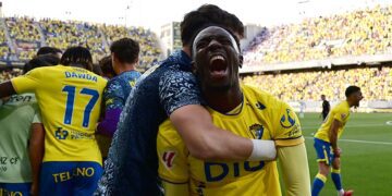 Festejando con rabia y desahogo el tercer gol / FOTO: Eulogio García