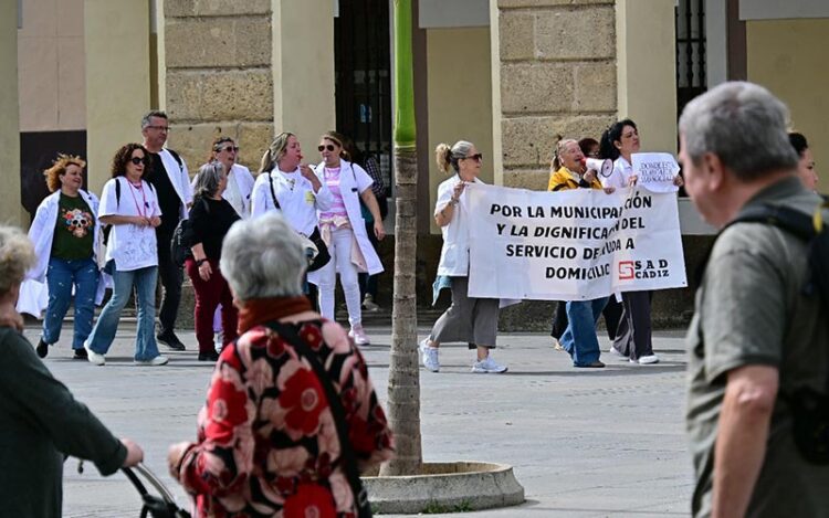 Una reciente protesta a las puertas del Ayuntamiento / FOTO: Eulogio García