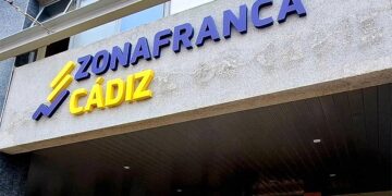 A la entrada de la sede del Consorcio / FOTO: Zona Franca