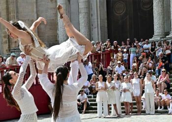 La danza tomará la plaza de la Catedral en su inauguración / FOTO: Eulogio García