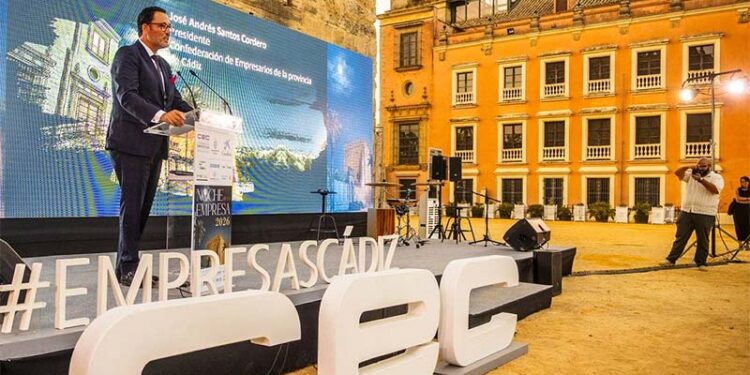 El presidente de los empresarios gaditanos, en su momento discurso / FOTO: CEC