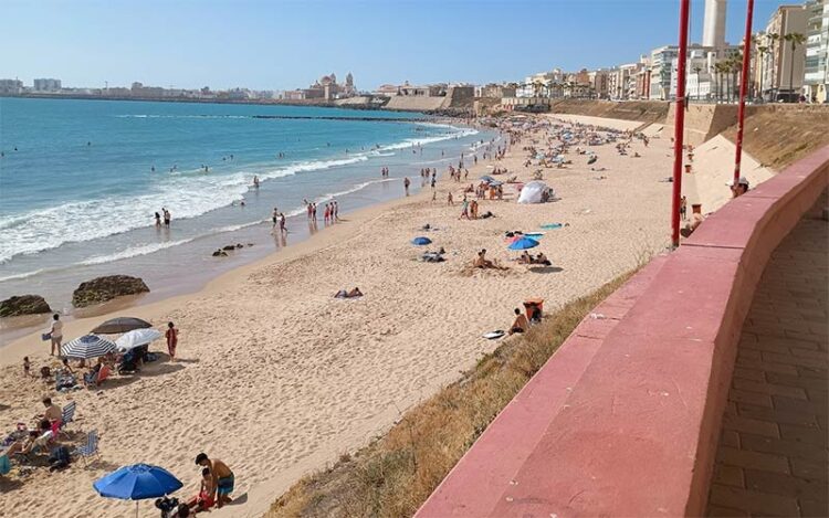 Santa María del Mar a la espera de arena / FOTO: DBC