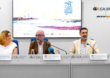 En la presentación del programa de los Cursos de Verano / FOTO: UCA
