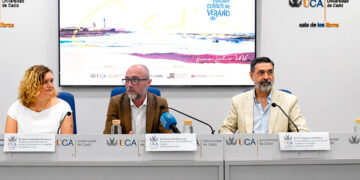 En la presentación del programa de los Cursos de Verano / FOTO: UCA
