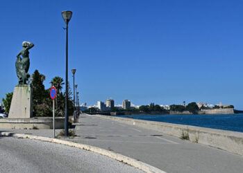 Detalle del paseo Almirante Pascual Pery / FOTO: Eulogio García