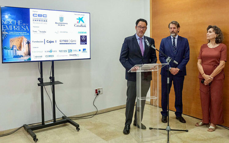 El presidente de la CEC desvela el nombre de los galardonados / FOTO: Eulogio García