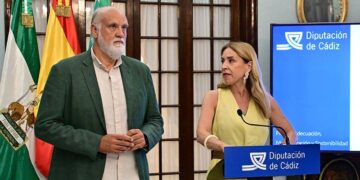 Los socios de gobierno en Diputación, Vidal y Martínez del Junco / FOTO: Eulogio García