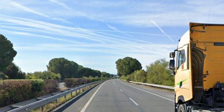 Circulando por la autopista dirección Cádiz