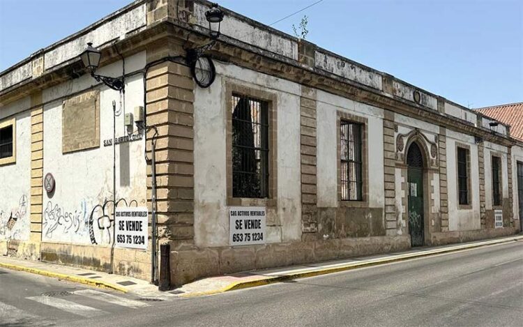La emblemática bodega ya privada y a la venta / FOTO: IU