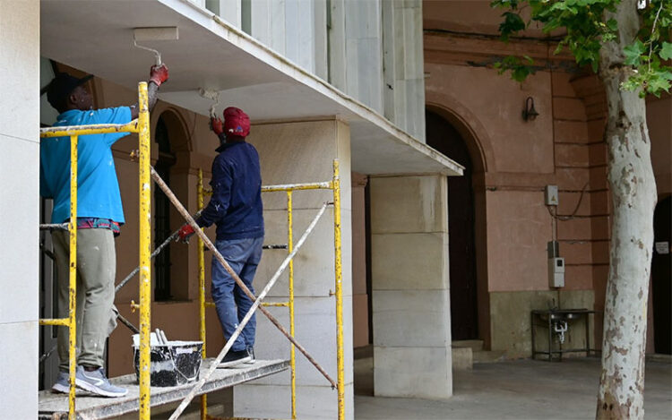 Trabajando en Cádiz / FOTO: Eulogio García