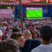 Siguiendo la semifinal en la feria de La Isla / FOTO: Ayto.
