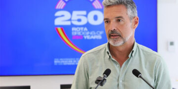 El alcalde roteño ofreciendo los primeros detalles del programa / FOTO: Ayto.