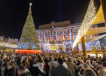 La plaza del Rey durante la última Navidad / FOTO: Ayto.