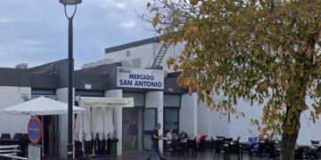 Uno de los accesos al mercado