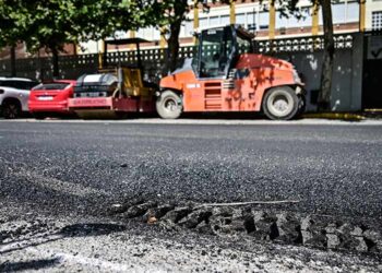 Trabajos de reasfaltado en un plan anterior / FOTO: Eulogio García