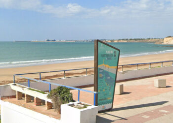 La playa de Fuentebravía en una imagen de archivo