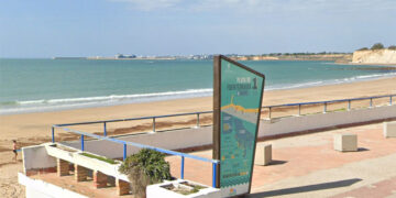 La playa de Fuentebravía en una imagen de archivo