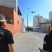 Agentes operando uno de los drones / FOTO: Ayto.