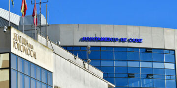 Detalle de la tribuna del estadio sin rótulo / FOTO: Eulogio García