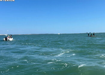 Acercamiento de la Benemérita a la zona rocosa / FOTO: Guardia Civil