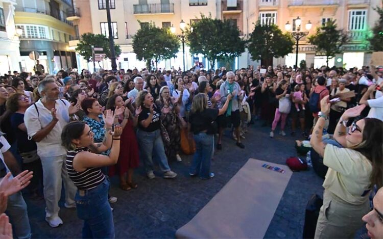 Un momento de la concentración en el Palillero / FOTO: Eulogio García
