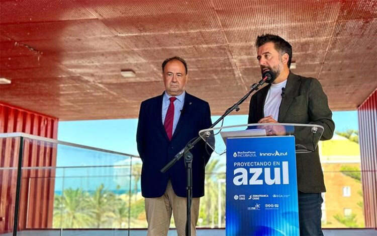 Presentando las jornadas en el edificio de Incubazul / FOTO: Zona Franca